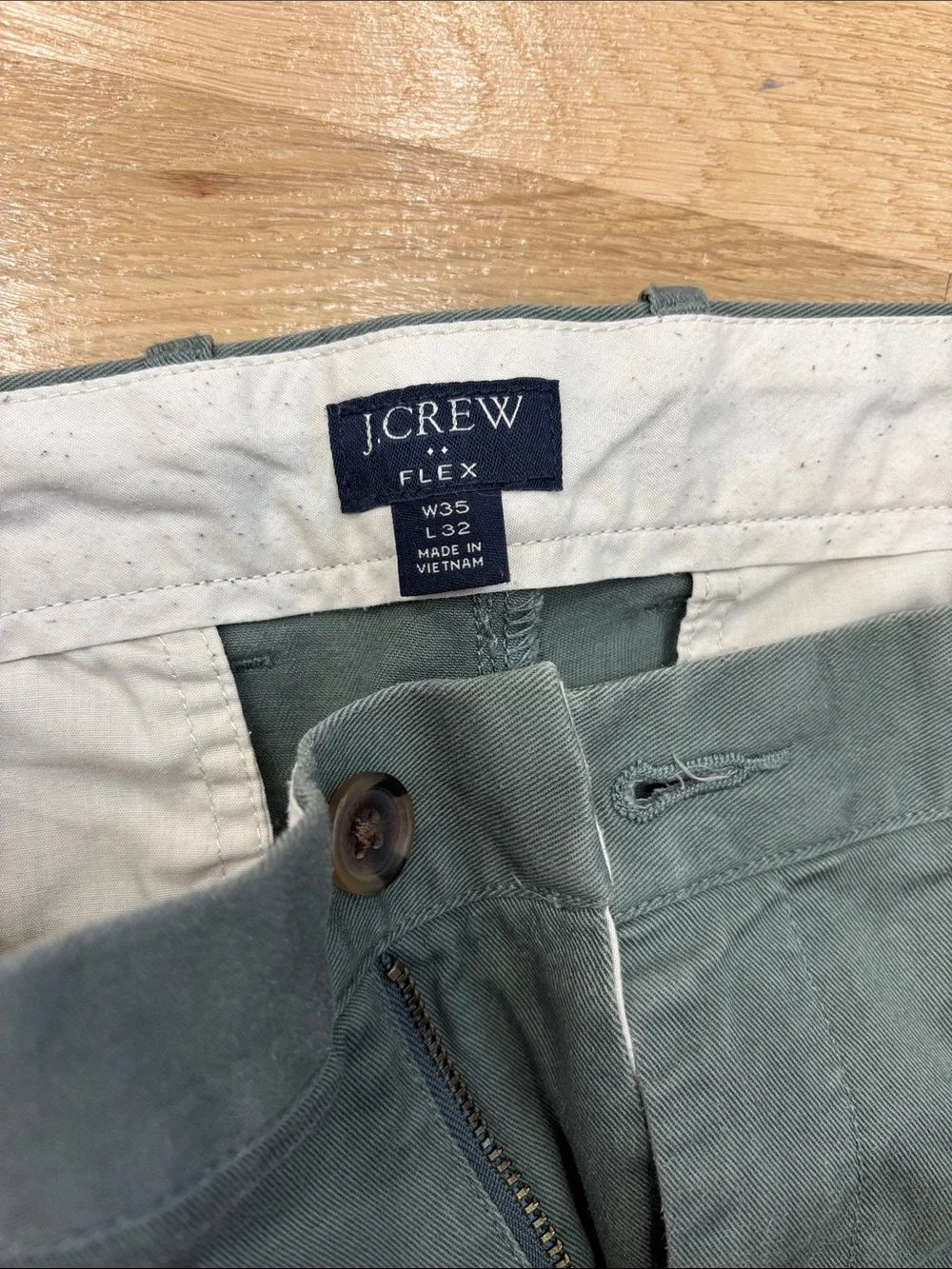 J. CREW Men's Olive Green Chino Pants
